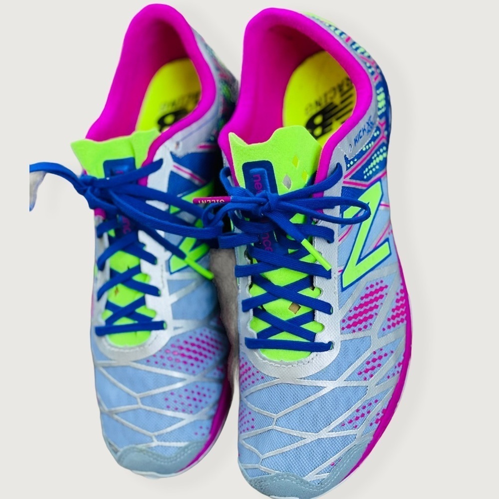 Women’s new balance cross country shoes
